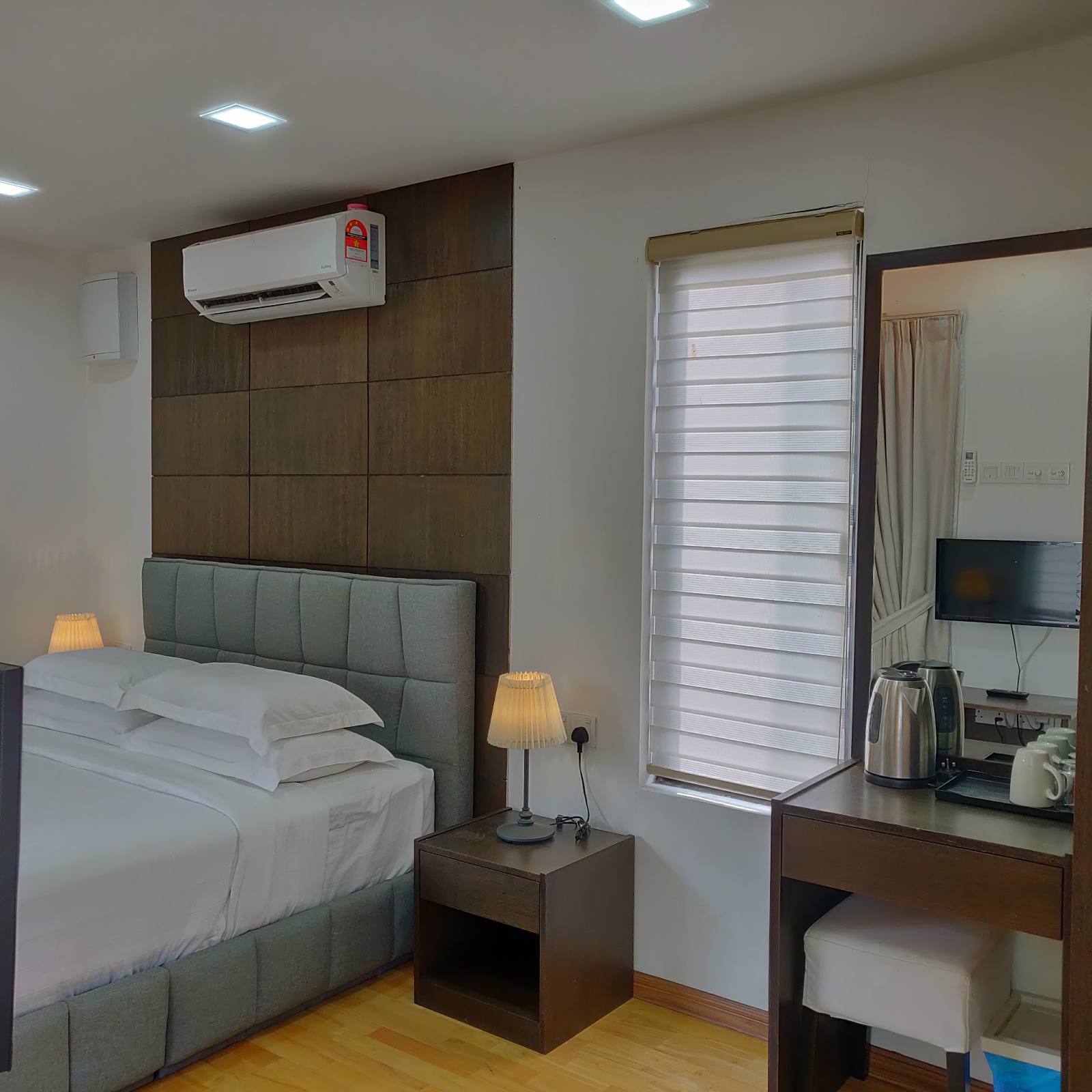 Executive Room
