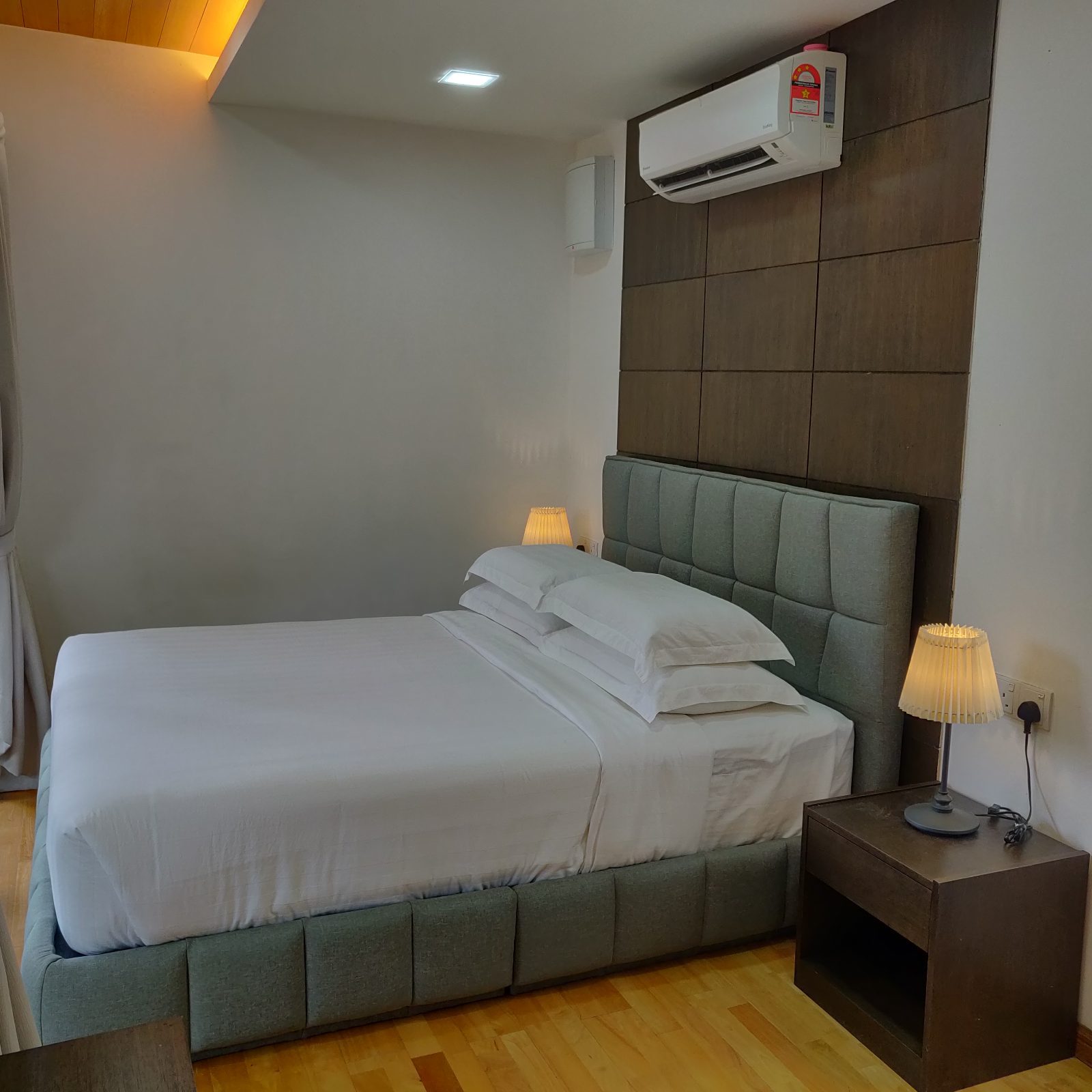 Executive Room